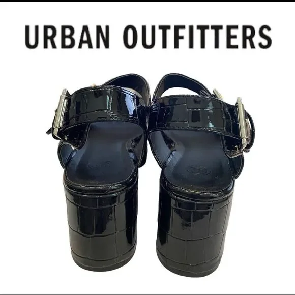 NEW Urban Outfitters UO Violet Buckle Black Flatform Platform Sandals 9 - Picture 5 of 7